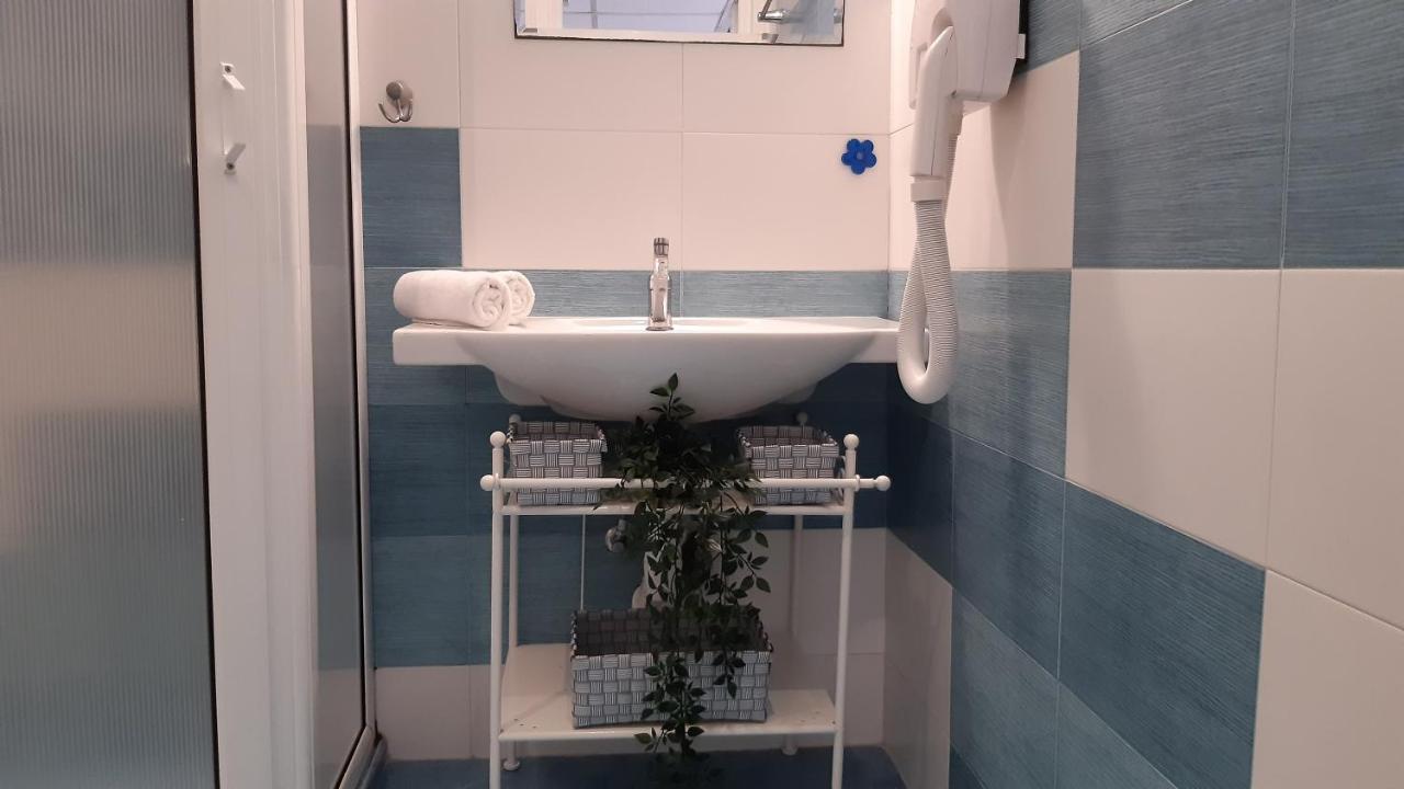 Motivi Hotel 산콘스탄틴앤헬레나 외부 사진