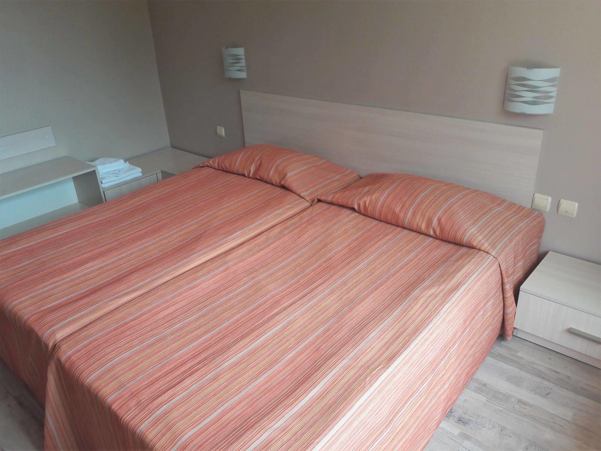 Motivi Hotel 산콘스탄틴앤헬레나 외부 사진